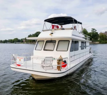 2006-sumerset-houseboat- 2000-gibson-executive-47-power-9515719-20240821161530844-1_XLARGE.webp