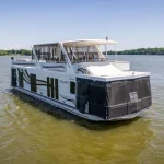 2006-sumerset-houseboat-power-9388836-20240610145159925-1_XLARGE.webp