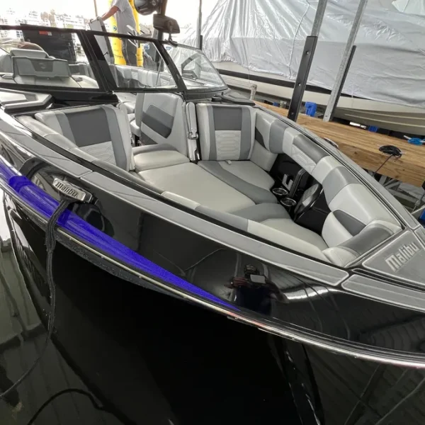2022-malibu-wakesetter-25-lsv-power-9385190-20240509191506641-1_XLARGE.webp