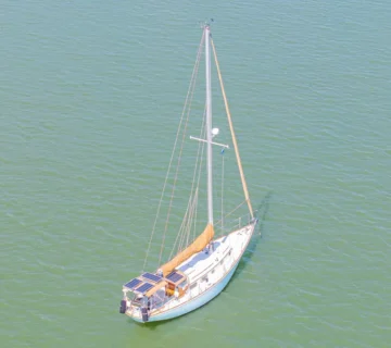 1981-bristol-40-sail-9772859-202